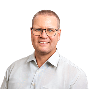 Ralf Rossa Auf transparentem Hintergrund ist ein Foto von Ralf Rossa als Büstenporträt.